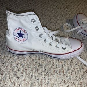 Converse - women’s- worn twice! Like new